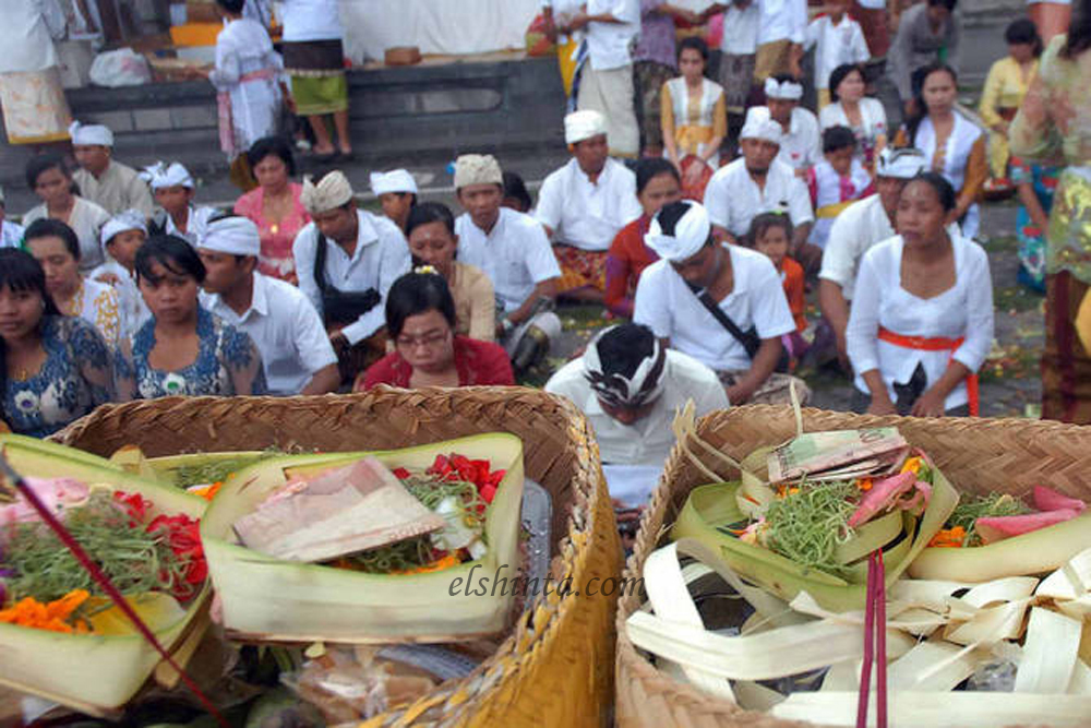 6 TRADISI UNIK PERAYAAN NATAL DI INDONESIA